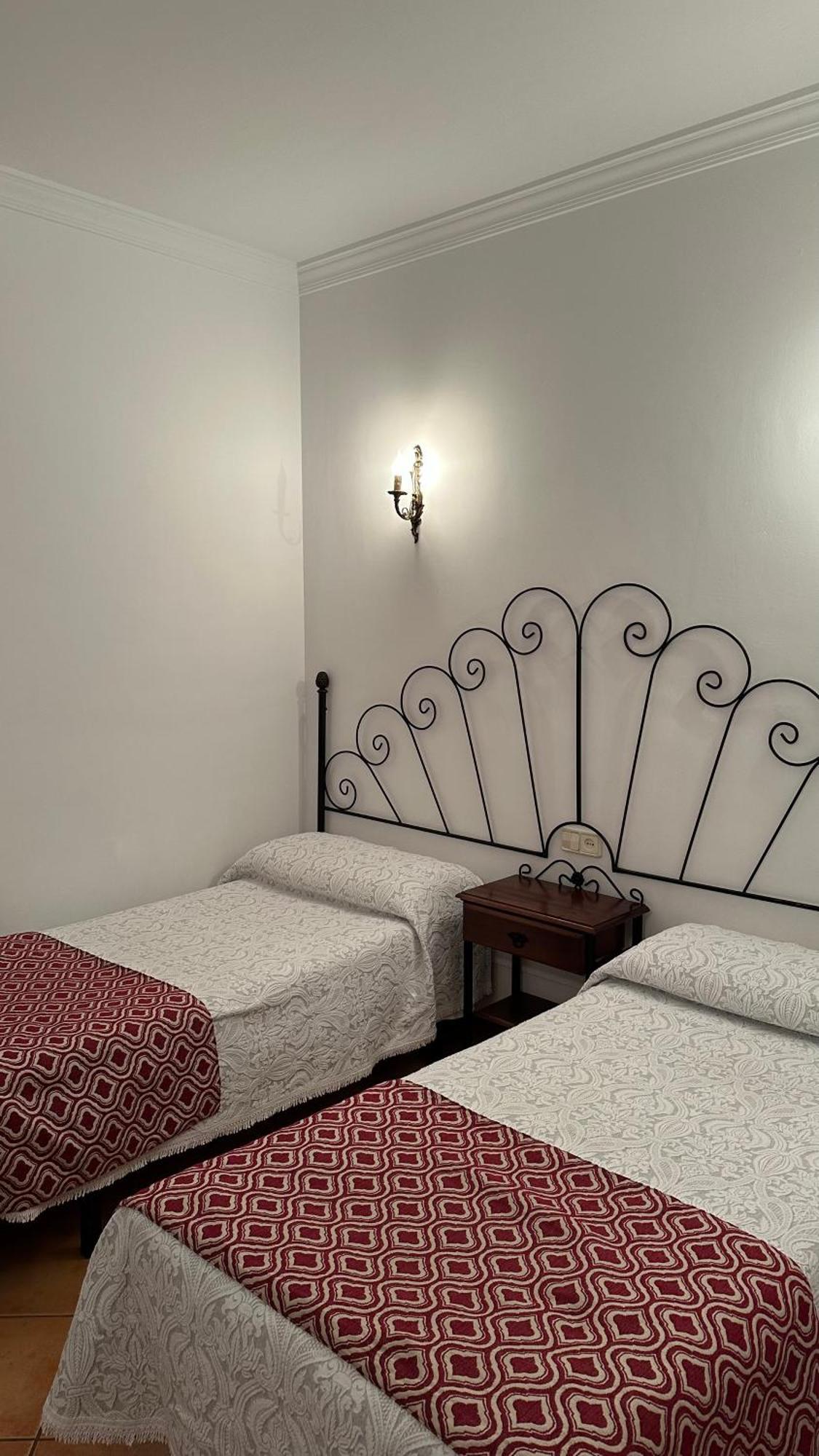 Posada Ana Ponce Sierra de Yeguas Ngoại thất bức ảnh